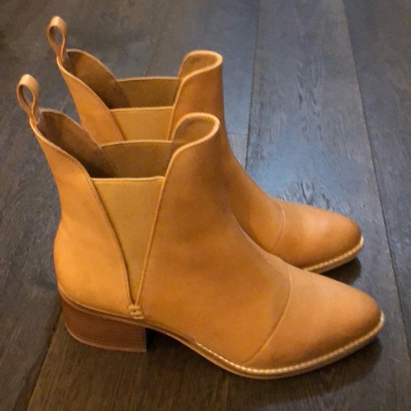 Wittner Tan Booties - Picture 2 of 5